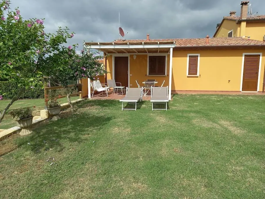 La Casina Di Campagna Tra Cecina E Bibbona Villa 0*, Cecina (Livorno)